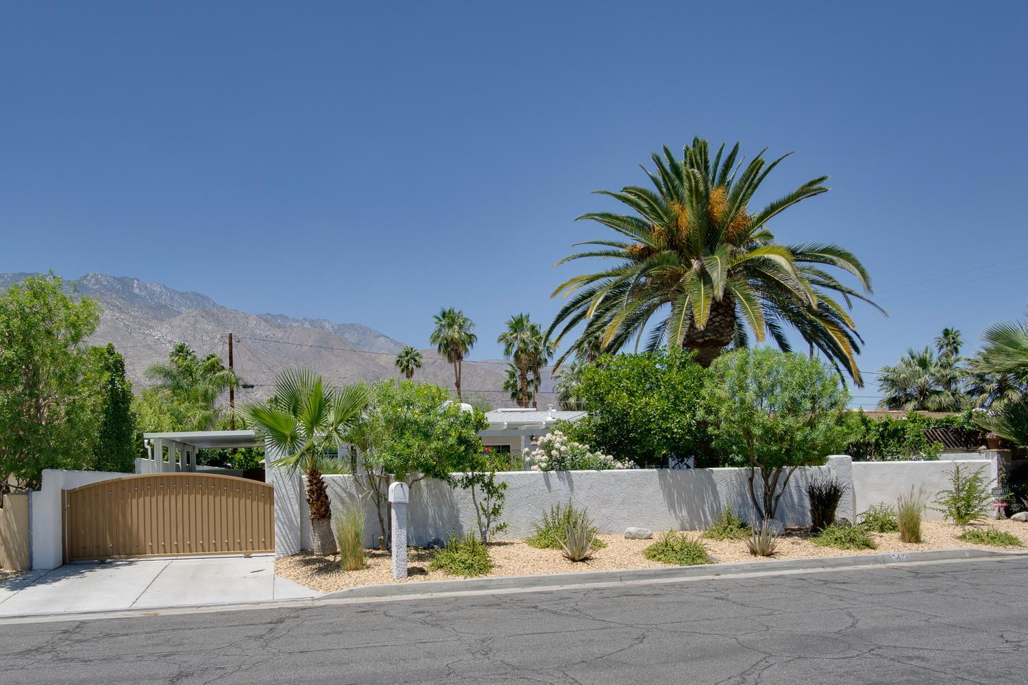 Calle Rolph Home Main image 1